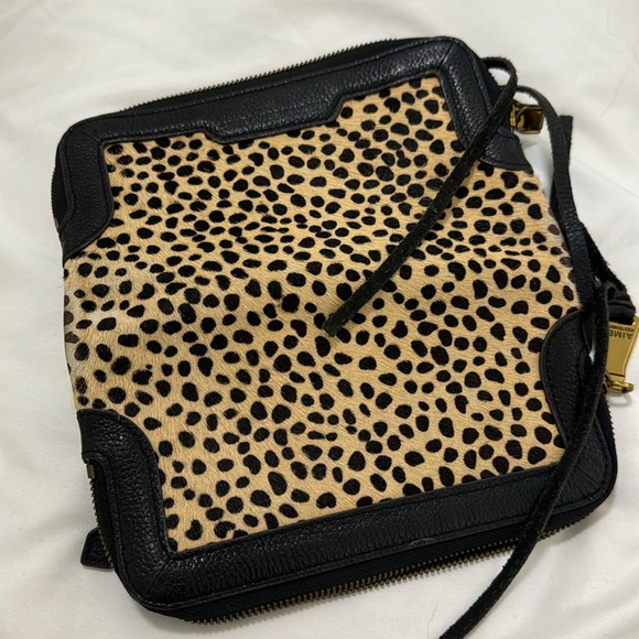Aimee Kestenberg Pony Hair Cheetah Print/Leather Zip Wallet -Excellent Condition - Picture 3 of 9